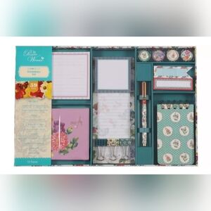 Gift Box _ The Pioneer Woman Blooming Bouquet 59 Piece Stationary Set